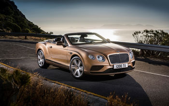 2015 Bentley Continental GT Convertible screenshot