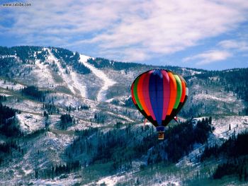 Air Balloon - Snowy Adventure screenshot
