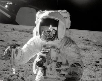 Alan Bean At Apollo 12 screenshot