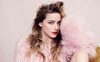 Amber Heard Elle Magazine screenshot