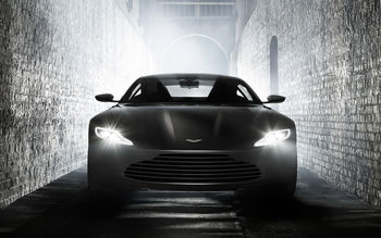 Aston Martin DB10 Bond Special 4K screenshot