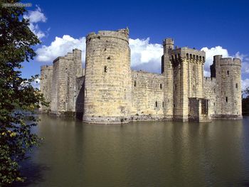 Bodiam Castle And Moat East Sussex England screenshot