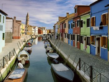 Canal, Burano, Venice, Italy screenshot