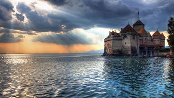 Chillon Castle, Lake Geneva screenshot