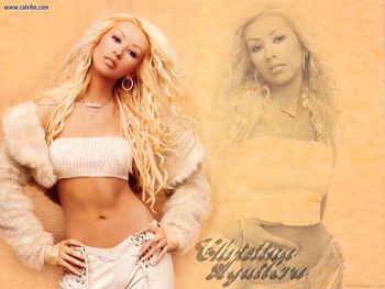 Christina Aguilera screenshot