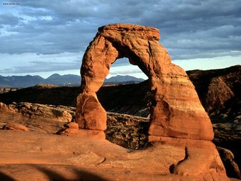 Delicate Arch Sunset Arches National Park Utah screenshot