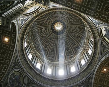Dome At Vatican screenshot