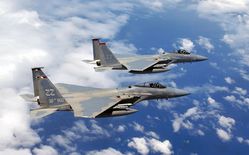 F 15C Eagles flies Over Okinawa screenshot