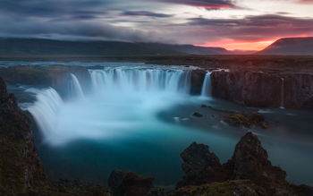Godafoss Waterfalls Iceland screenshot