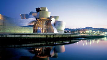 Guggenheim Museum Bilbao Spain screenshot
