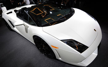 Lamborghini Beautiful Car Wide screenshot
