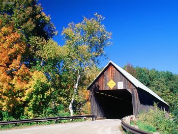 Lincoln Covered Bridge West Woodstock Vermont screenshot