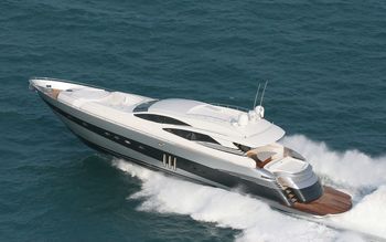 Luxury Yacht With Mtu Engine And Geislinger Dampers screenshot