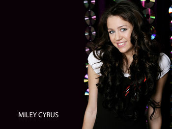 Miley Cyrus 27 screenshot