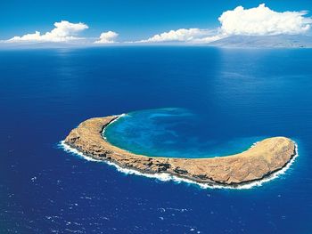 Molokini Crater, Maui, Hawaiian Islands screenshot