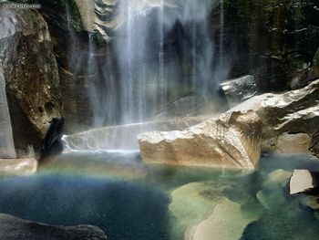 Natural Phenomenon Vernal Falls Yosemite California screenshot