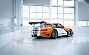 Porsche 911 GT3 R Hybrid screenshot