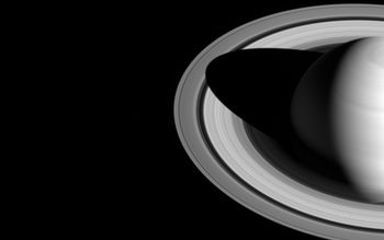 Saturn Dark 4K screenshot