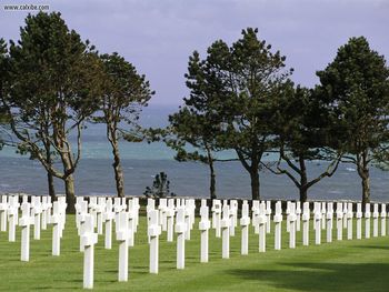 Silent Remembrance Normandy American Cemetery France screenshot