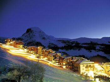 Ski Resort, Savoie, France screenshot