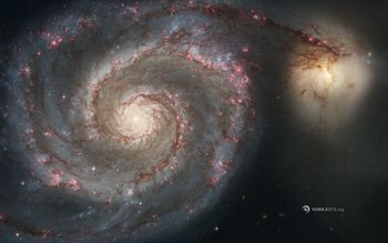 Spiral Galaxy With Star Cloud screenshot