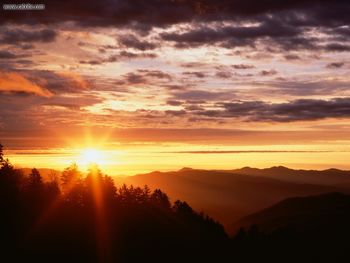 Sunrise From Newfound Gap Great Smoky Mountains Tennessee screenshot