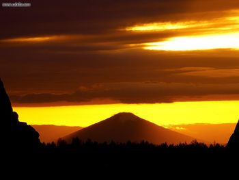 Sunset Over Black Butte Deschutes County Oregon screenshot