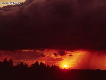 Thunderstorm At Sunset screenshot