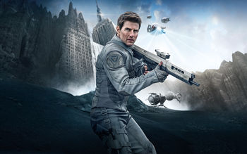 Tom Cruise in Oblivion screenshot