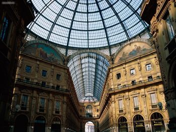 Victor Emmanuel Art Gallery Milan Italy screenshot