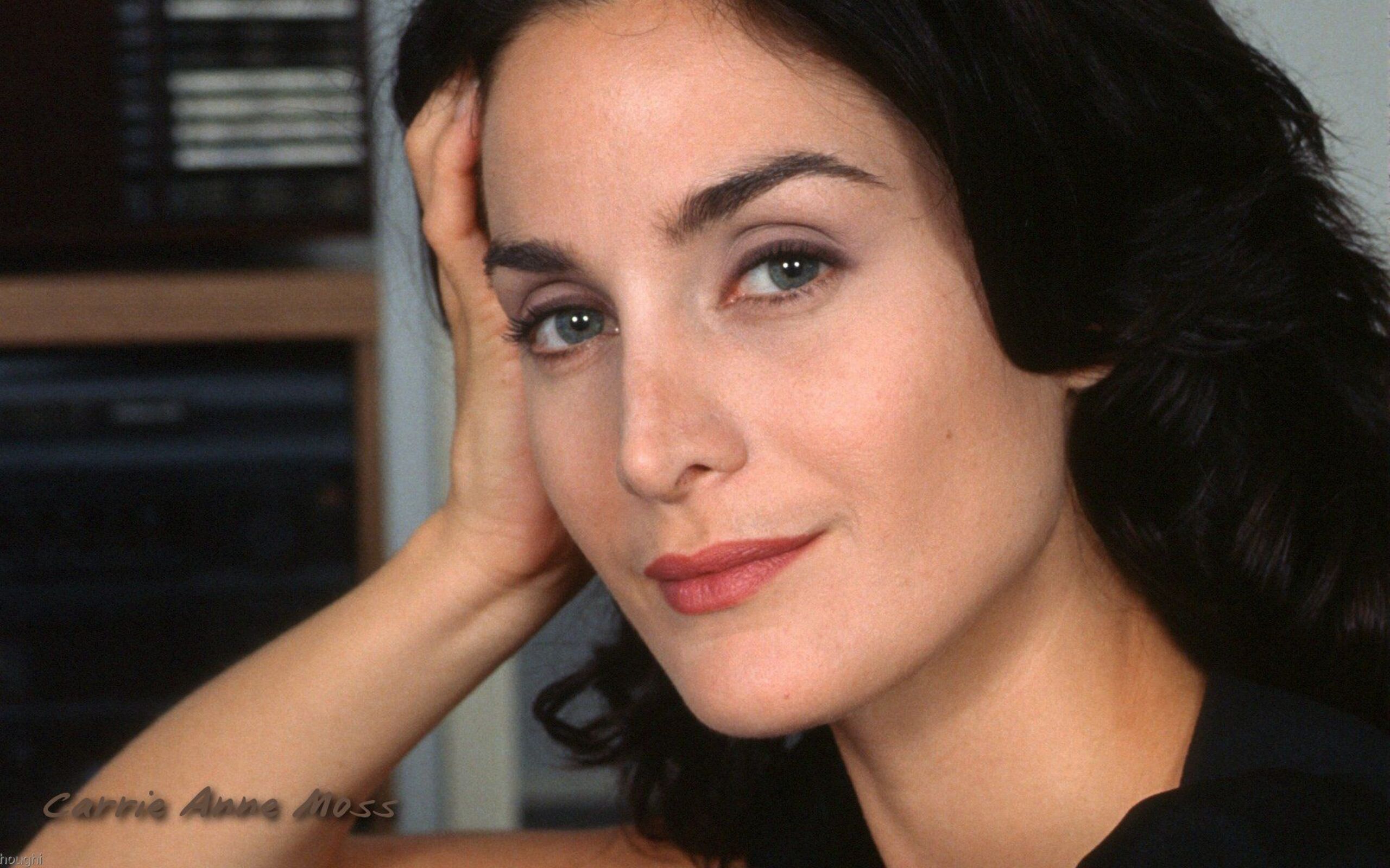 Carrie-Anne Moss Wallpapers - Top Free Carrie-Anne Moss Backgrounds -  WallpaperAccess