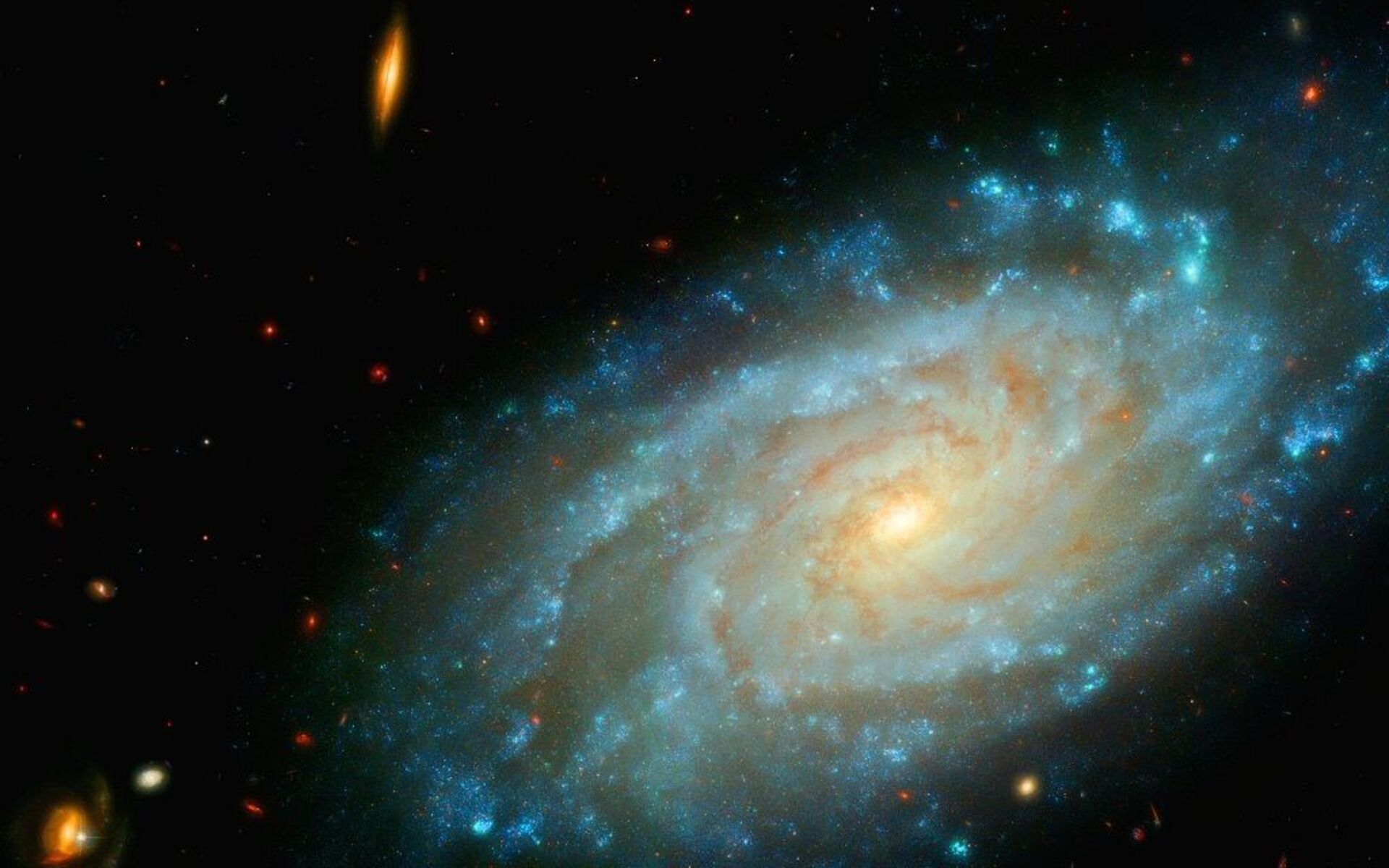 Что такое андромеда. Туманность Андромеды Хаббл. Галактика Андромеды Хаббл. Спиральная Галактика м31. Туманность Андромеды в телескоп Хаббл.
