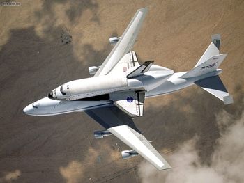 2001 - Columbia Orbiter Hitches A Ride screenshot