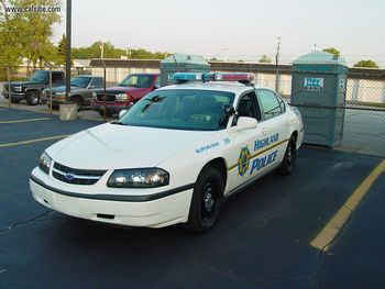 2004 Chevrolet Impala Highland Supervisor Sedan screenshot
