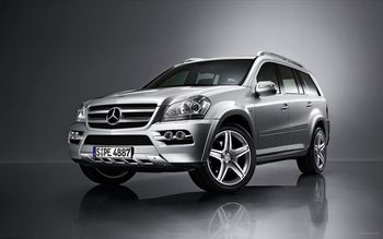 2009 Mercedes Benz SUV screenshot