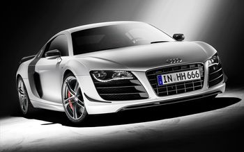 2011 Audi R8 GT screenshot