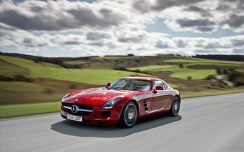 2011 Mercedes Benz SLS screenshot