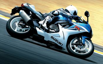 2011 Suzuki GSX R600 screenshot