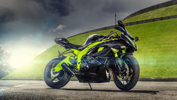 2015 NINJA ZX 6R screenshot