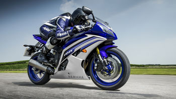 2016 Yamaha YZF R6 screenshot