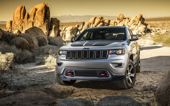 2017 Jeep Grand Cherokee Trailhawk screenshot