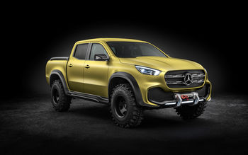 2017 Mercedes Benz X Class Pickup Concept 8K screenshot