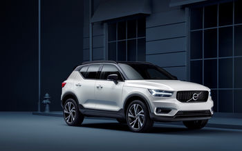 2019 Volvo XC40 4K screenshot