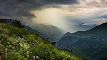 A Spring Storm In The Valnerina, Umbria, Italy screenshot