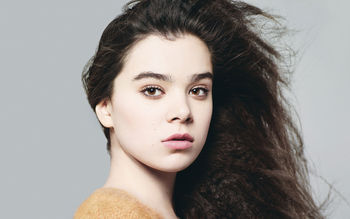 Actress Hailee Steinfeld screenshot