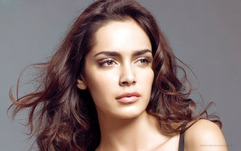 Actress Shazahn Padamsee screenshot