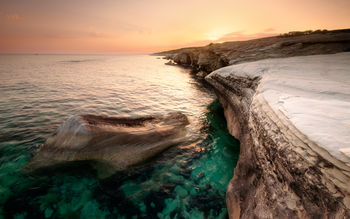 Alamanos Beach screenshot