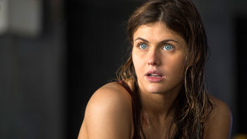 Alexandra Daddario San Andreas screenshot