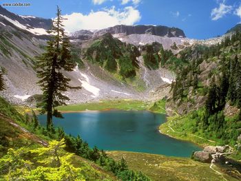 Alpine Jewel Bagley Lake Mount Baker Wilderness Washington screenshot