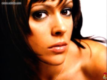 Alyssa Milano screenshot